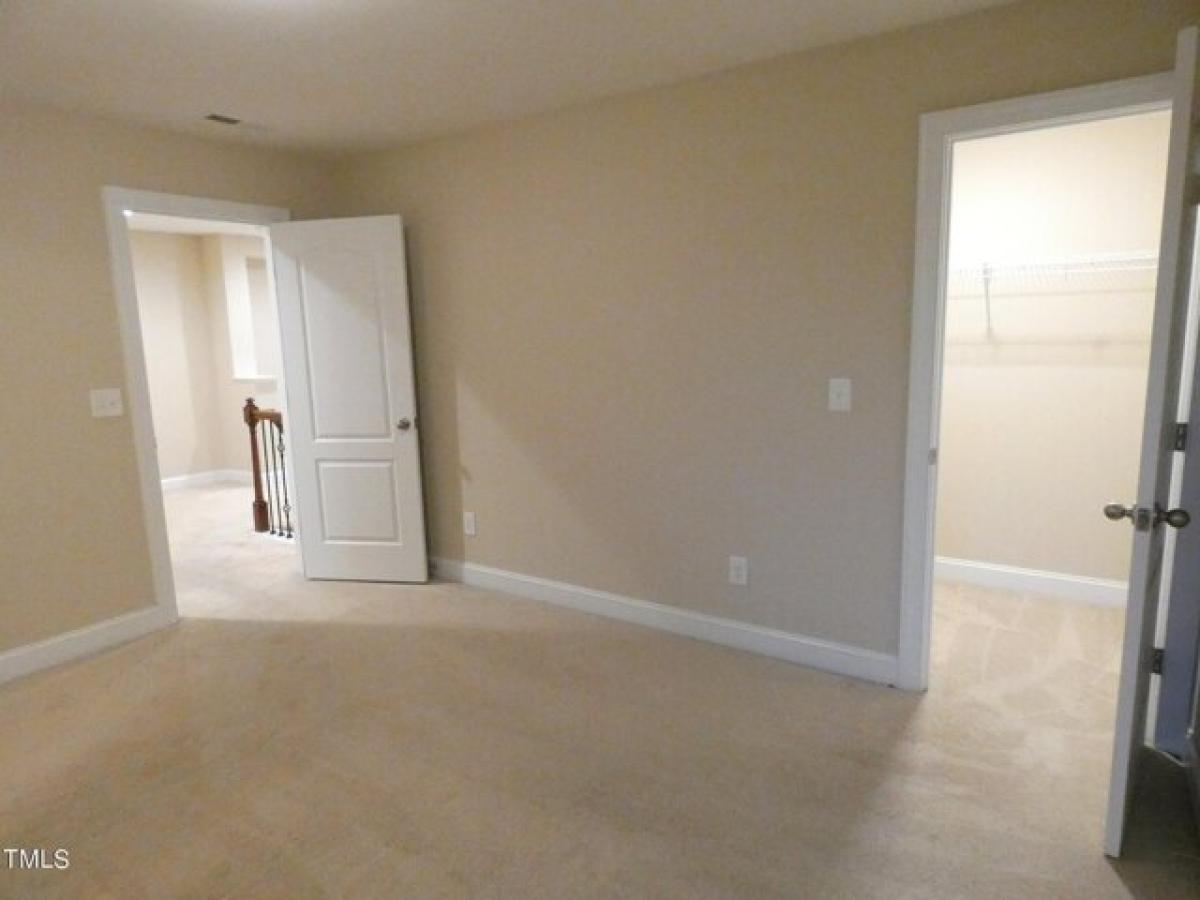 Picture of Home For Sale in Cary, North Carolina, United States