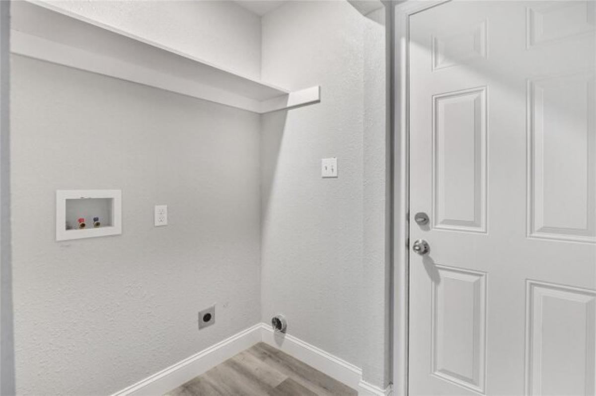 Picture of Home For Sale in Sherman, Texas, United States