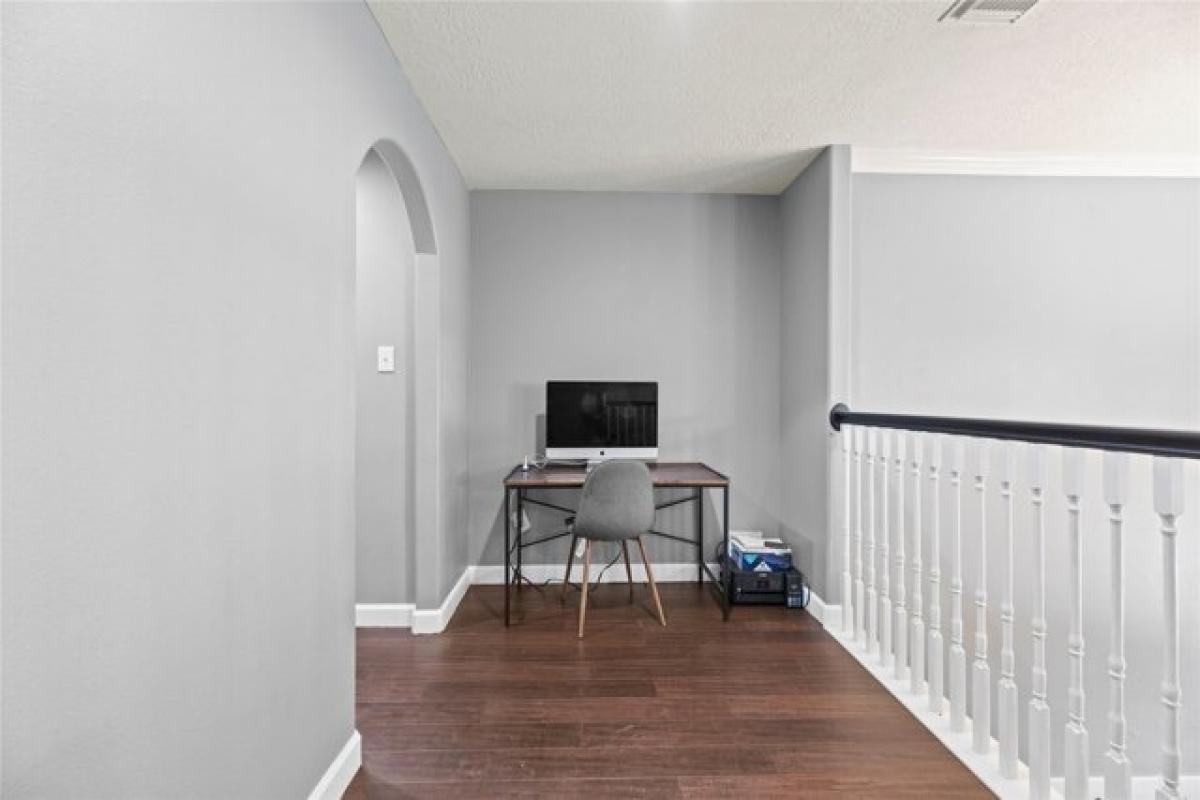 Picture of Home For Sale in Tomball, Texas, United States