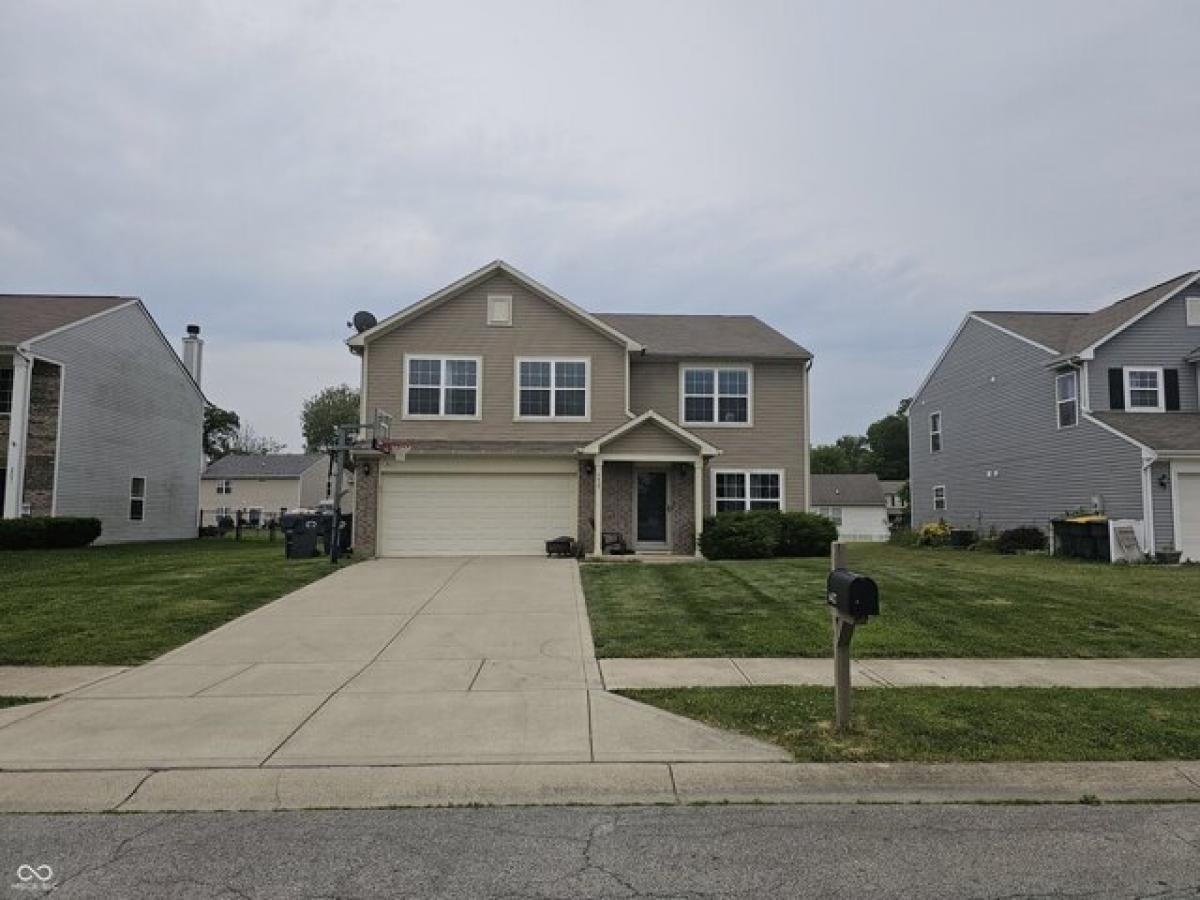 Picture of Home For Sale in Anderson, Indiana, United States