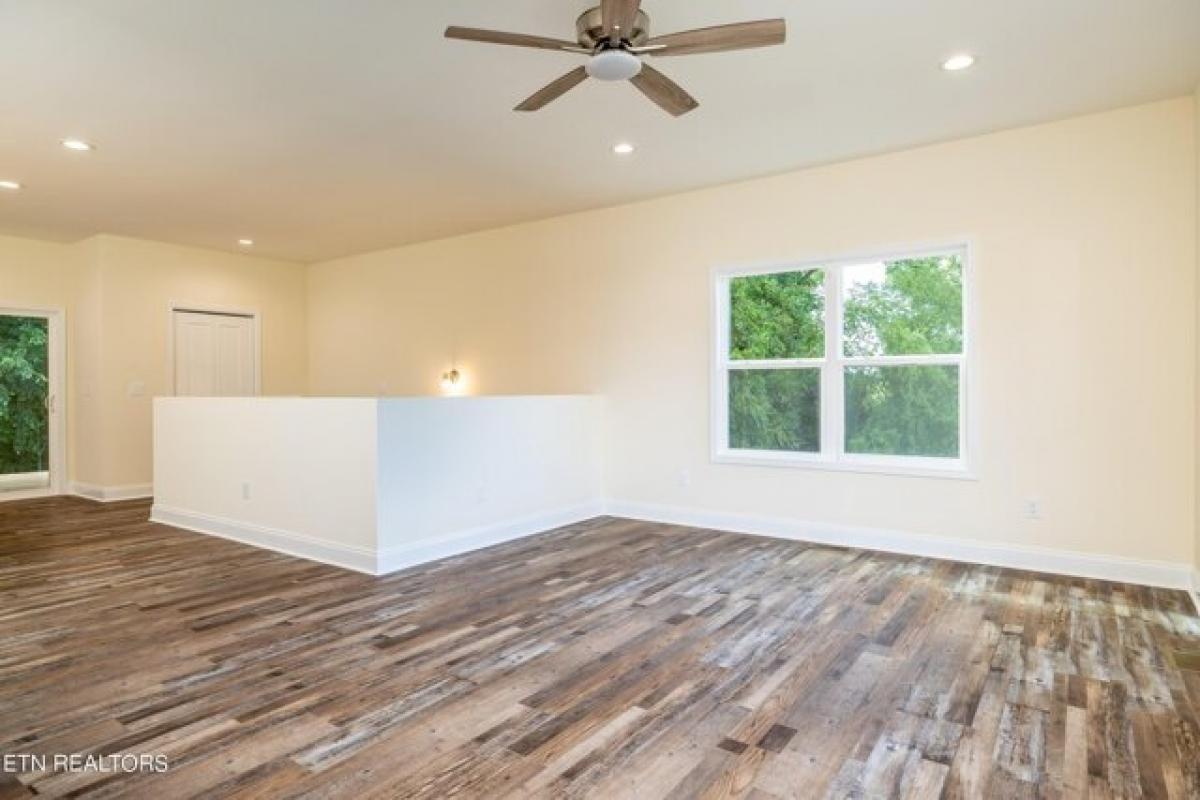 Picture of Home For Sale in Maryville, Tennessee, United States