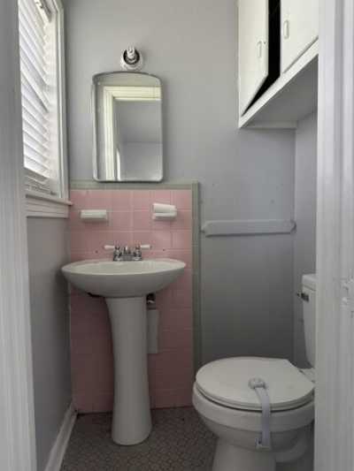 Home For Sale in Groves, Texas