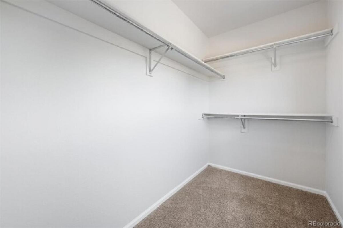 Picture of Home For Sale in Highlands Ranch, Colorado, United States