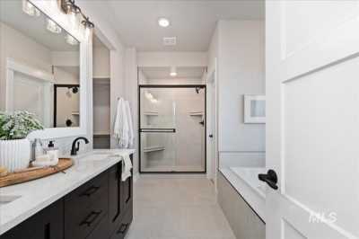 Home For Sale in Kuna, Idaho