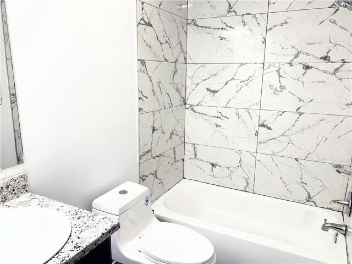 Picture of Home For Sale in Laplace, Louisiana, United States