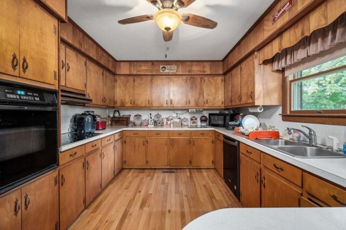 Picture of Home For Sale in Sparta, Tennessee, United States