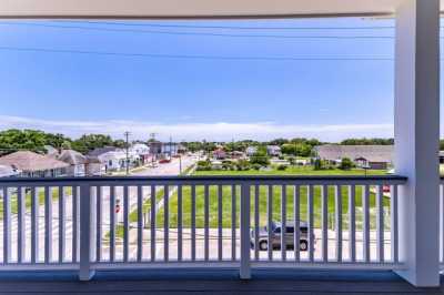 Home For Rent in Galveston, Texas