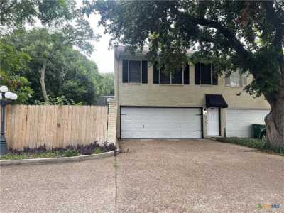 Home For Sale in Victoria, Texas
