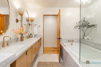 Home For Sale in Mammoth Lakes, California