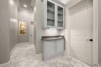 Home For Sale in Gonzales, Louisiana