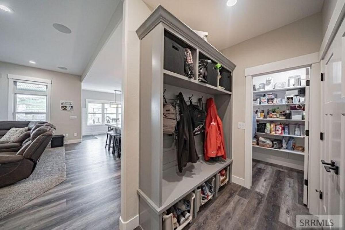 Picture of Home For Sale in Idaho Falls, Idaho, United States