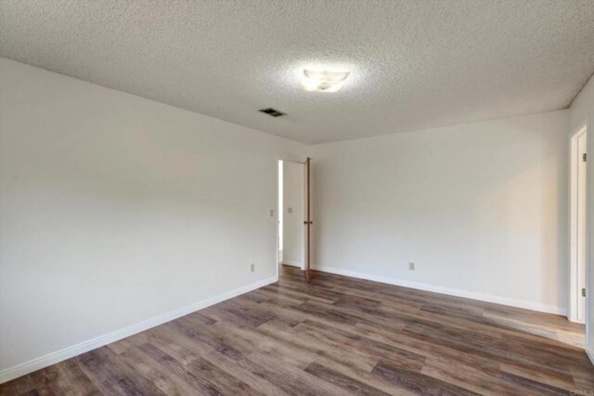 Picture of Home For Sale in Vista, California, United States