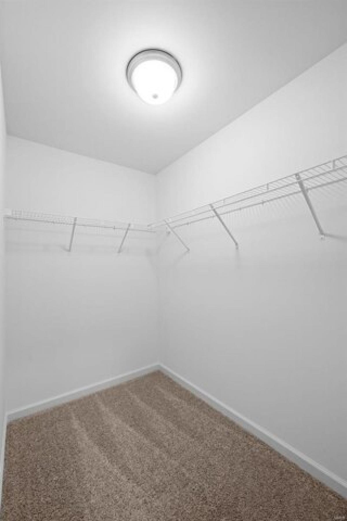 Picture of Home For Sale in Saint Charles, Missouri, United States