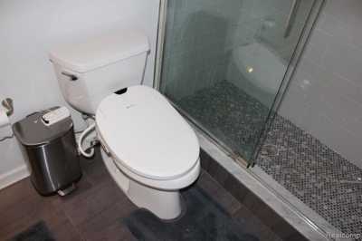 Home For Sale in Saint Clair Shores, Michigan