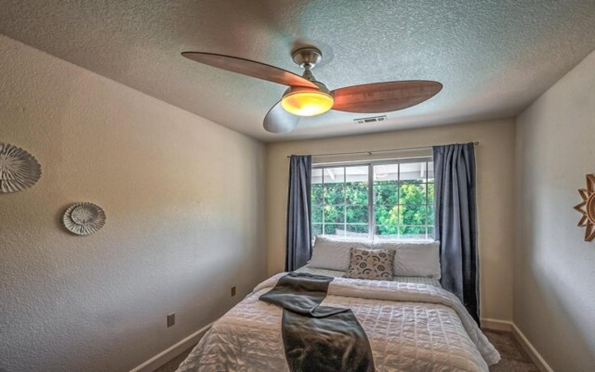 Picture of Home For Sale in Redding, California, United States