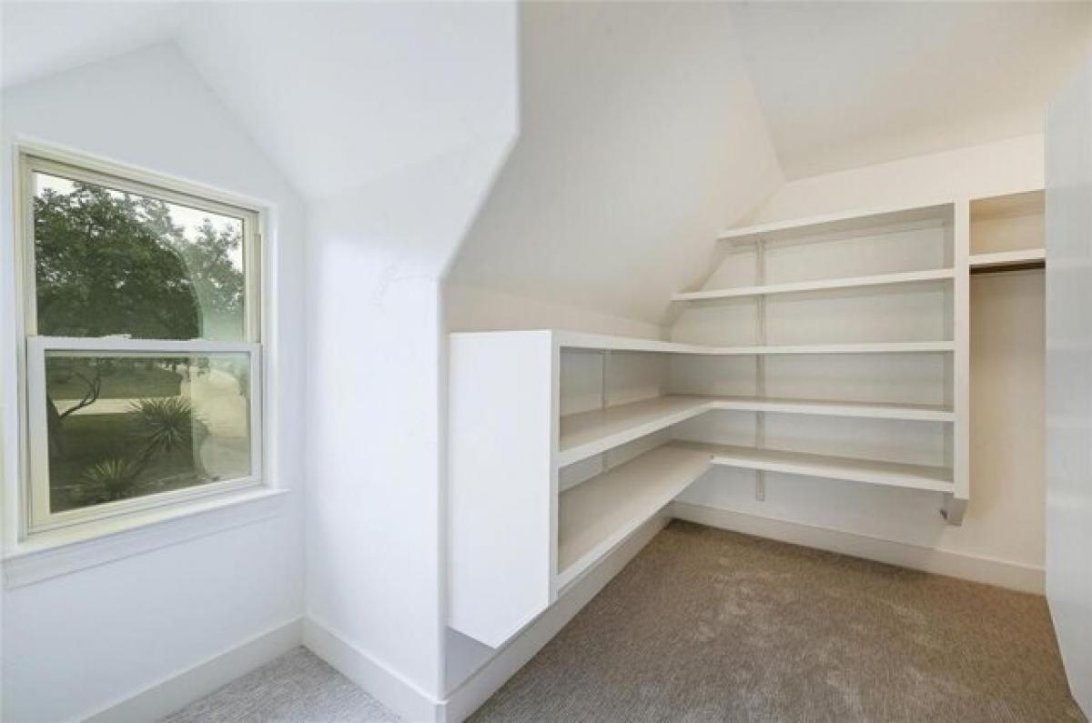 Picture of Home For Sale in Driftwood, Texas, United States