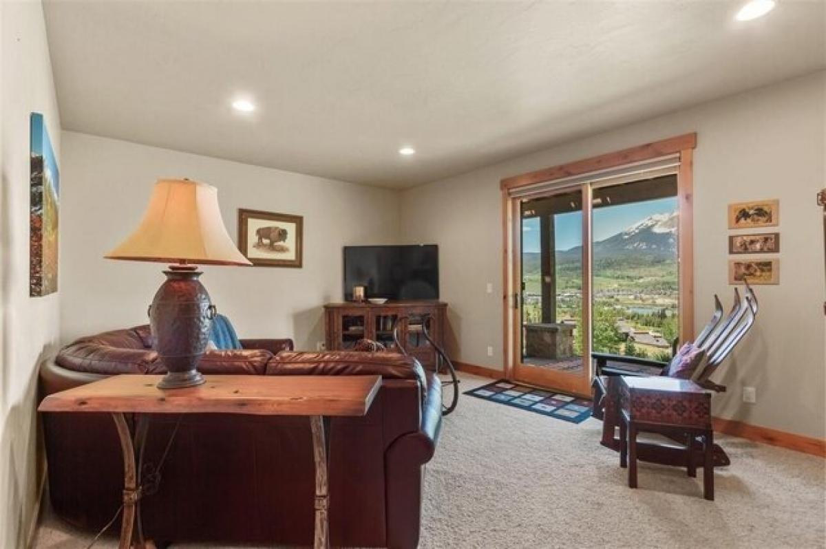 Picture of Home For Sale in Silverthorne, Colorado, United States