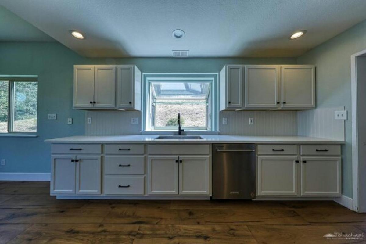 Picture of Home For Sale in Tehachapi, California, United States