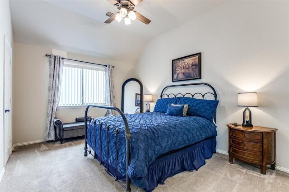 Picture of Home For Sale in Little Elm, Texas, United States