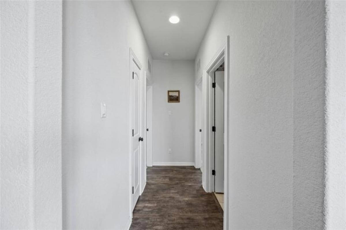 Picture of Home For Sale in Liberty Hill, Texas, United States