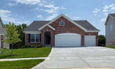 Home For Sale in Wentzville, Missouri