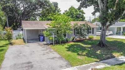 Home For Rent in Lakeland, Florida