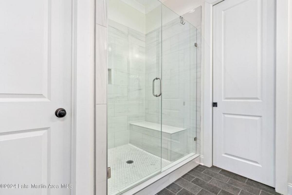 Picture of Home For Sale in Dadeville, Alabama, United States