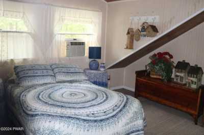 Home For Sale in Dingmans Ferry, Pennsylvania