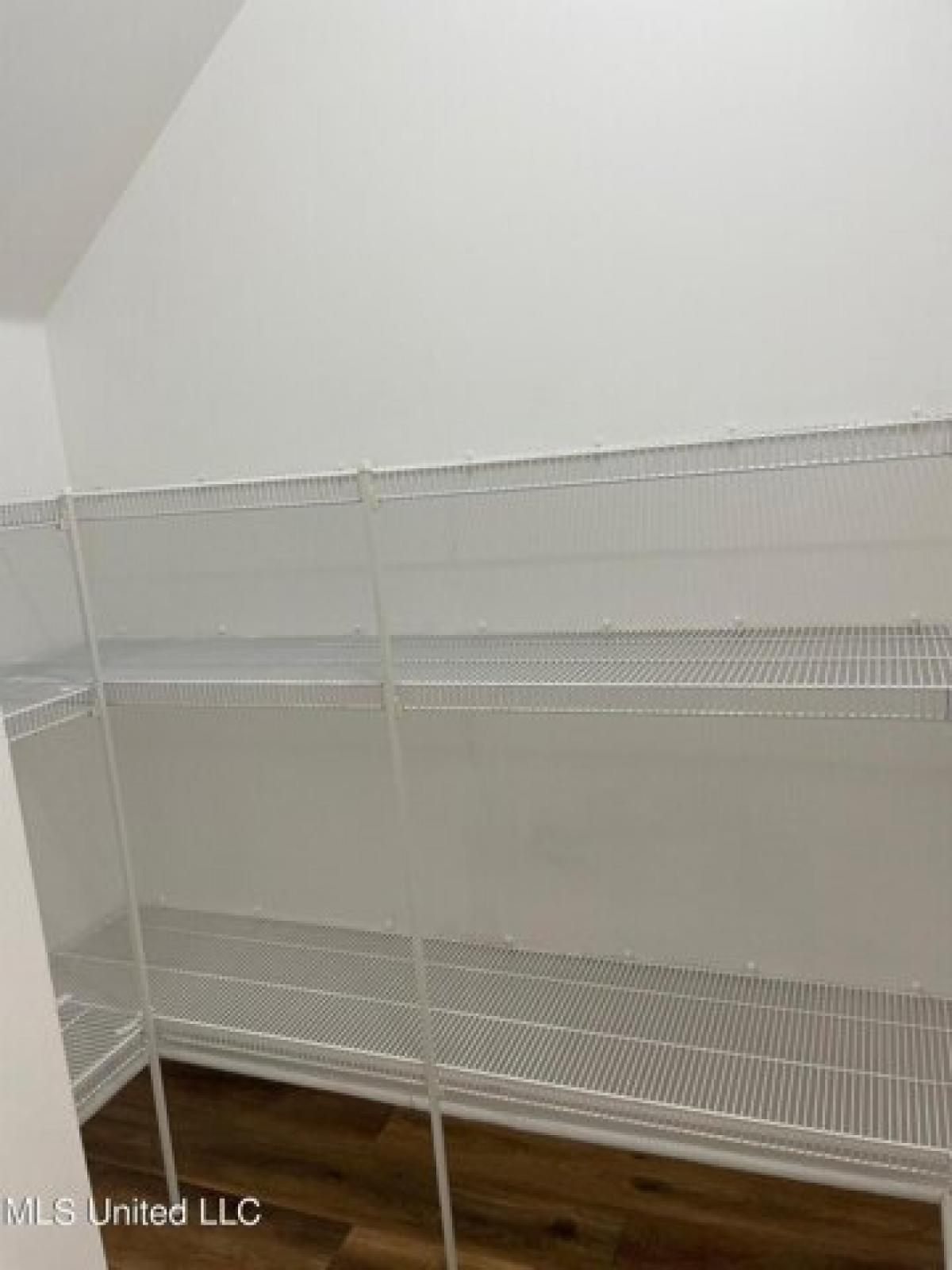 Picture of Home For Sale in Olive Branch, Mississippi, United States