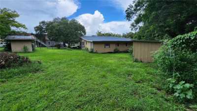 Home For Sale in Dade City, Florida