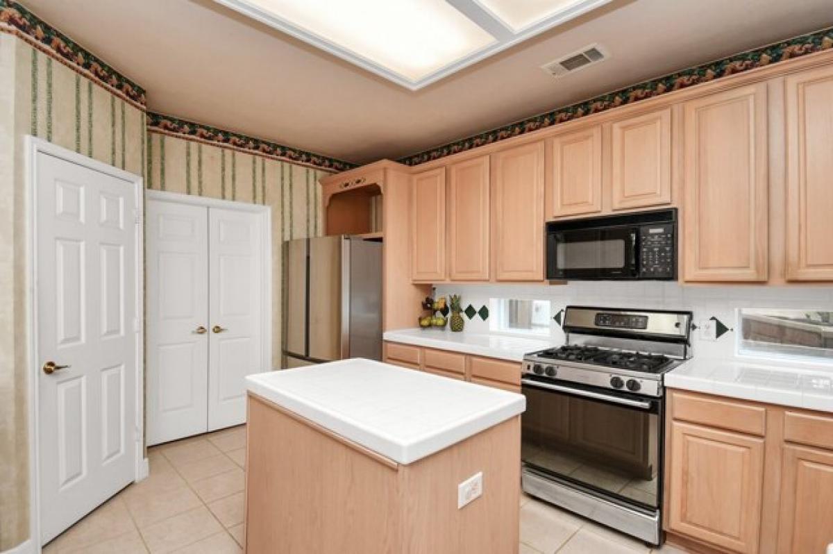 Picture of Home For Sale in Pearland, Texas, United States