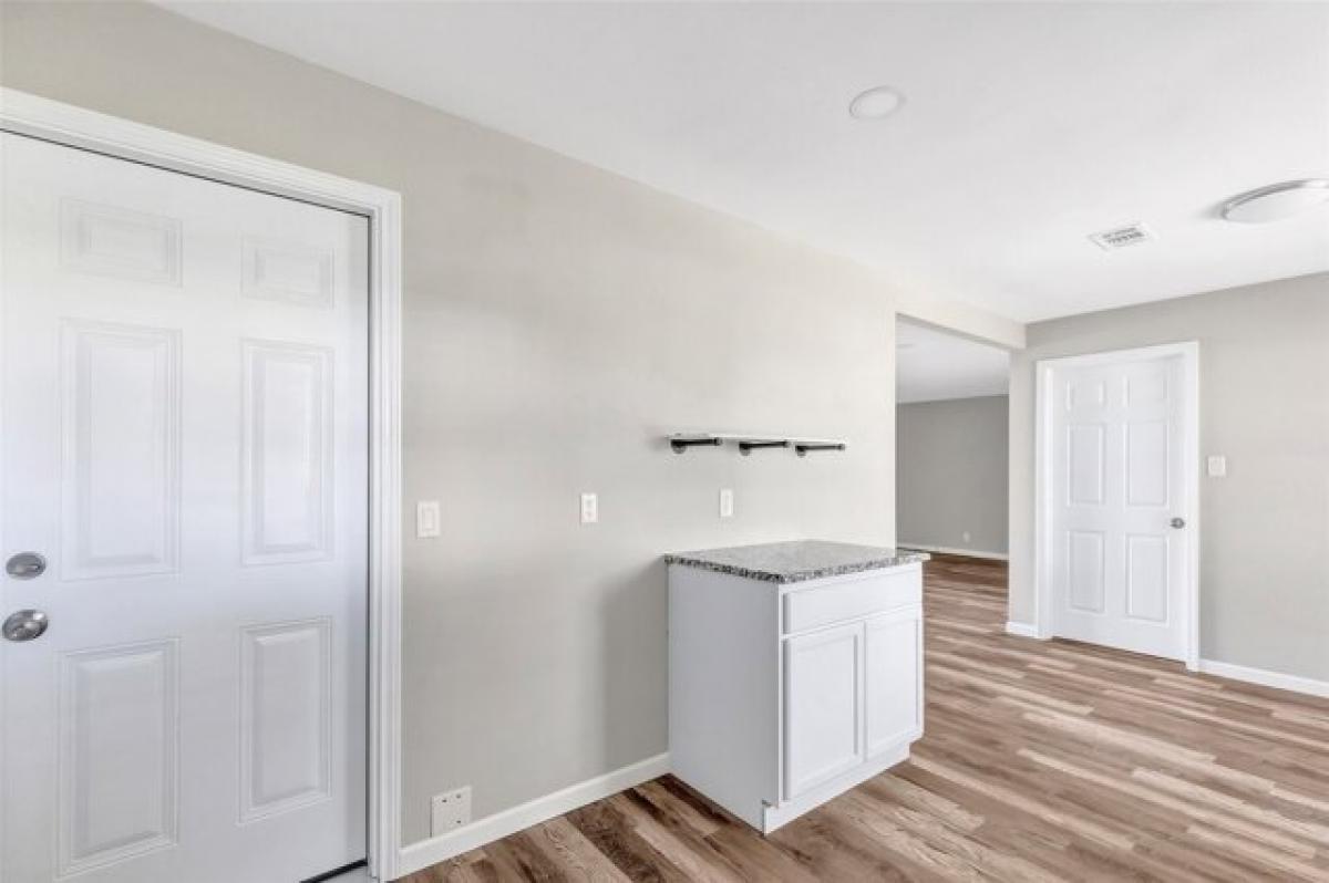 Picture of Home For Sale in Trinity, Texas, United States