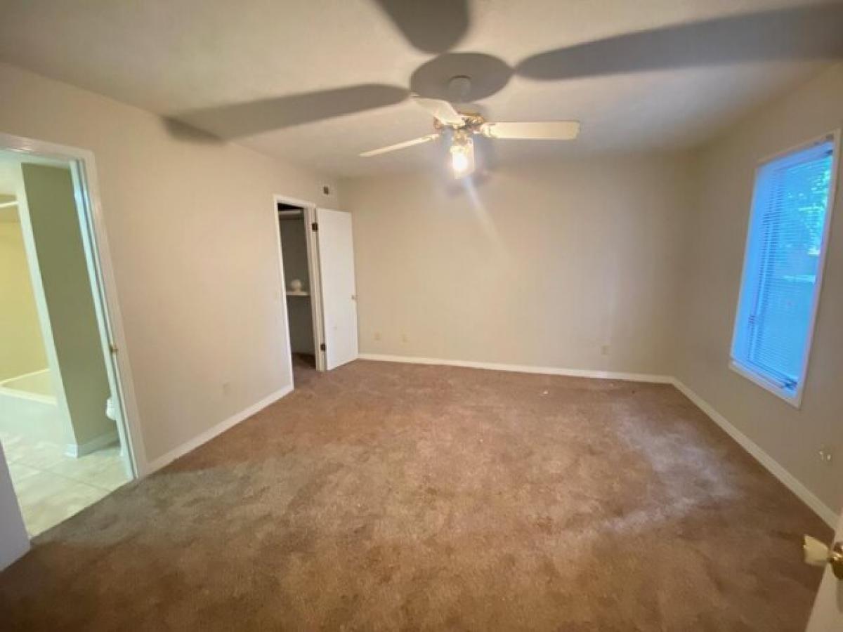 Picture of Home For Sale in Columbus, Mississippi, United States