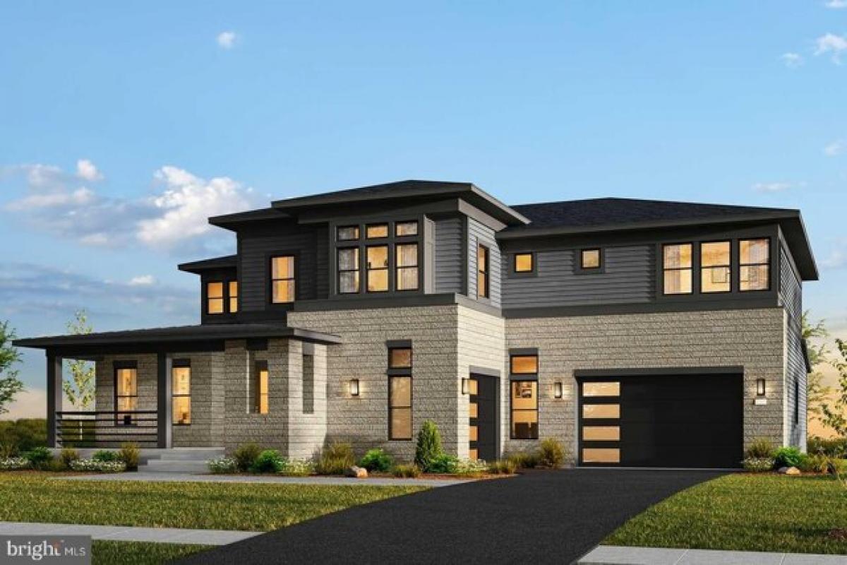 Picture of Home For Sale in Bethesda, Maryland, United States