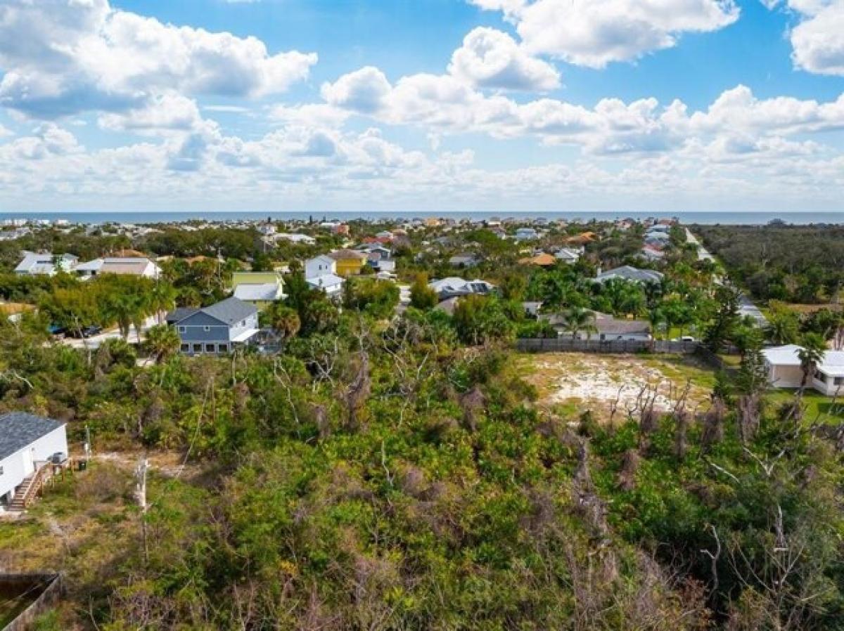 Picture of Residential Land For Sale in Palm Coast, Florida, United States