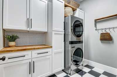 Home For Sale in Fulshear, Texas