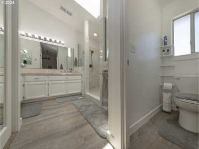 Home For Sale in Hillsboro, Oregon