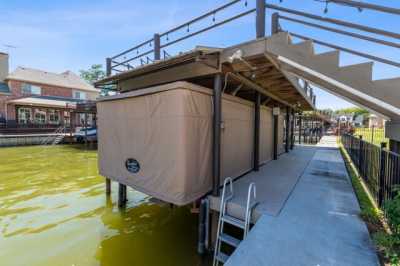 Home For Sale in Mabank, Texas