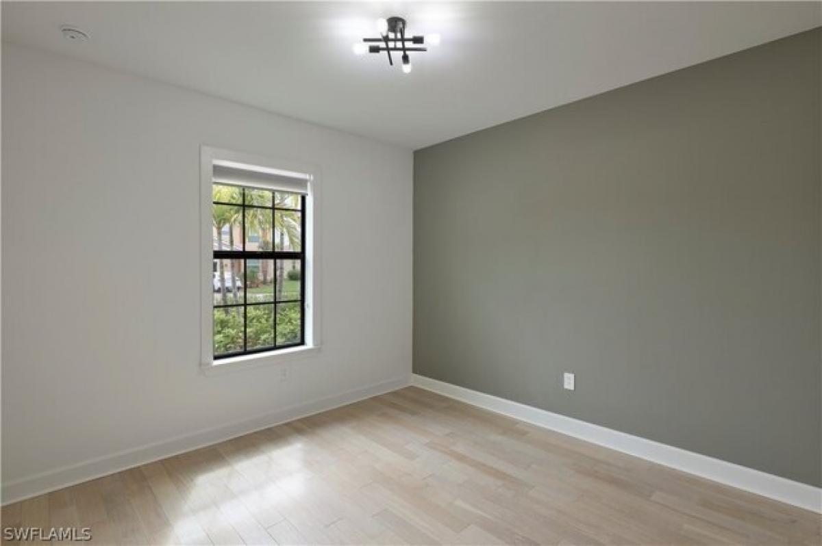 Picture of Home For Sale in Alva, Florida, United States