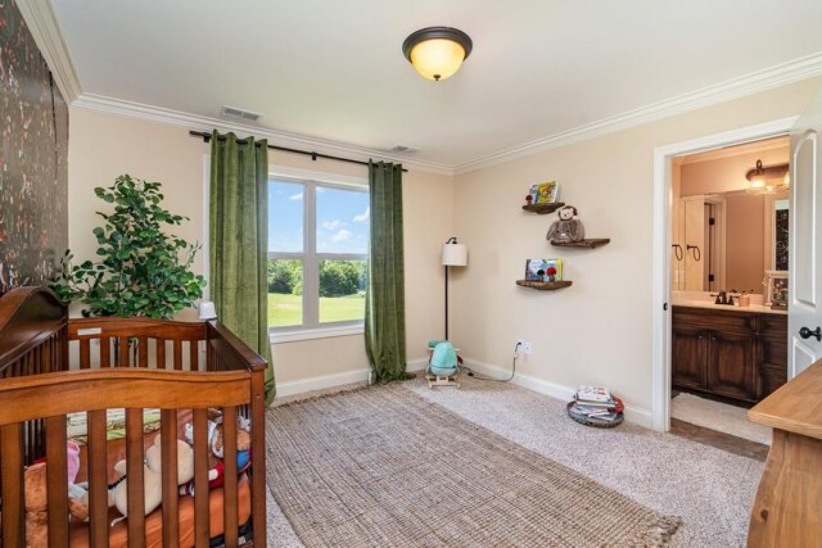 Picture of Home For Sale in Lebanon, Tennessee, United States