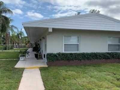 Apartment For Rent in Hollywood, Florida