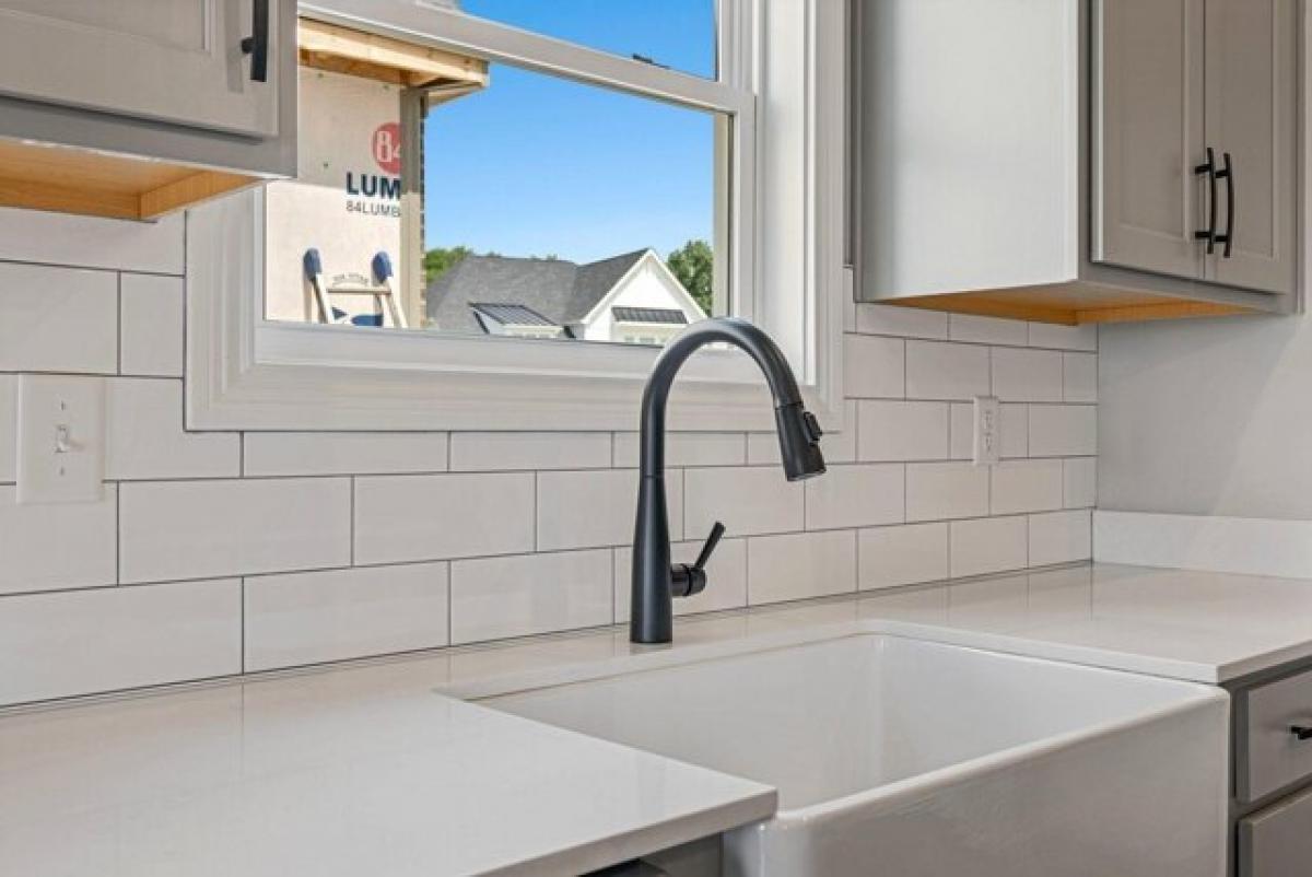 Picture of Home For Sale in Georgetown, Kentucky, United States