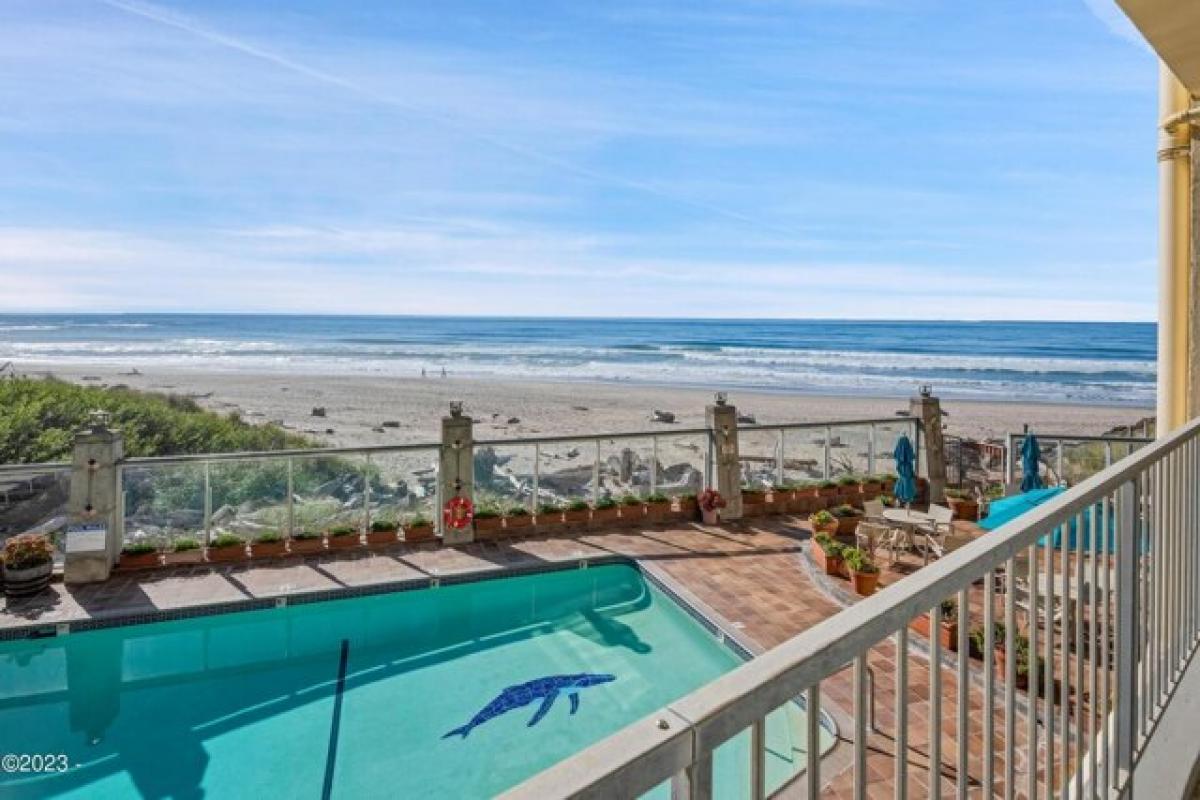 Picture of Home For Sale in Lincoln City, Oregon, United States