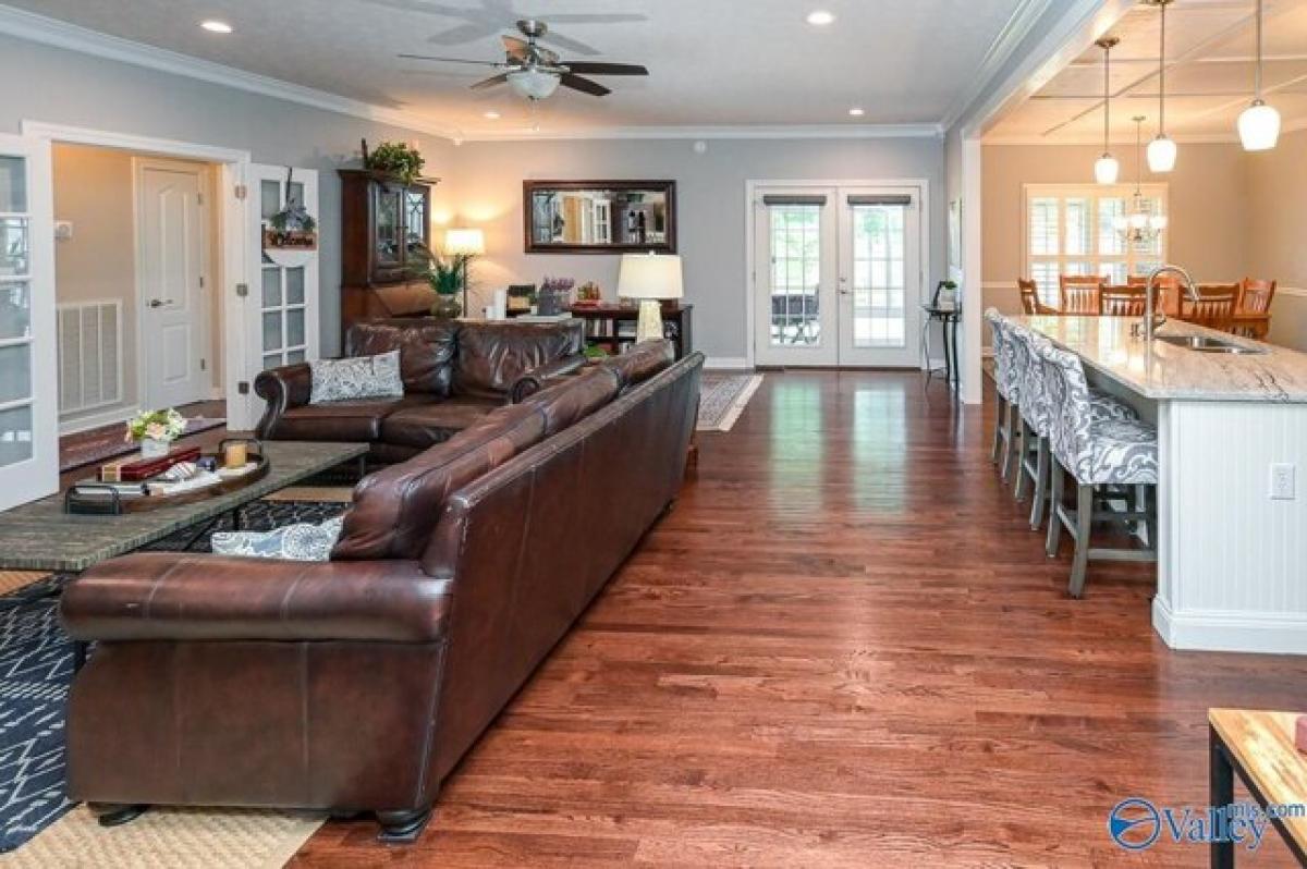 Picture of Home For Sale in Athens, Alabama, United States