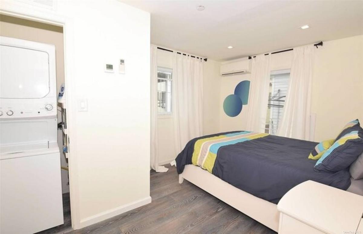 Picture of Home For Rent in Long Beach, New York, United States