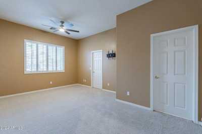 Home For Sale in Goodyear, Arizona