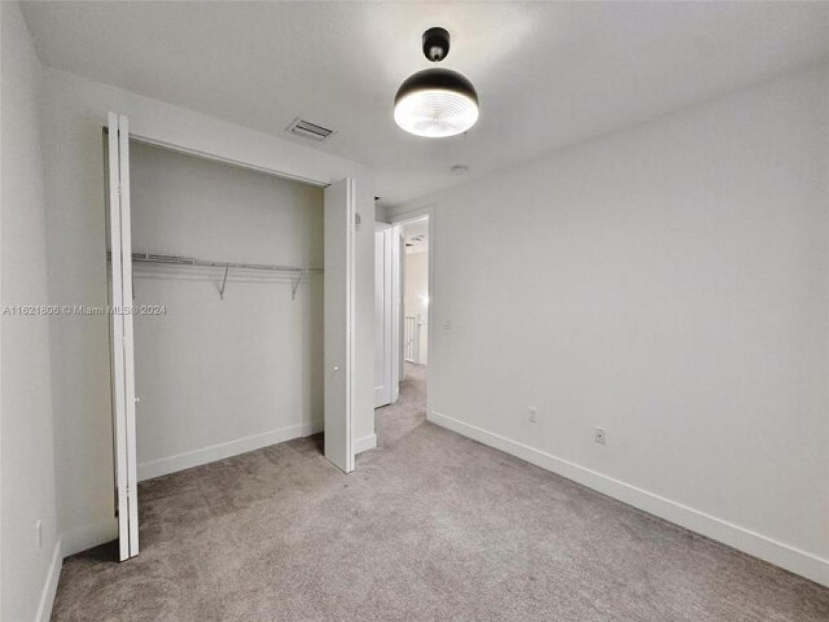 Picture of Home For Sale in Doral, Florida, United States