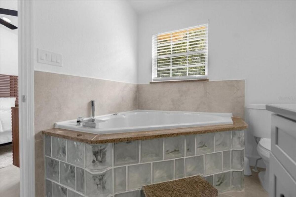 Picture of Home For Sale in Apopka, Florida, United States