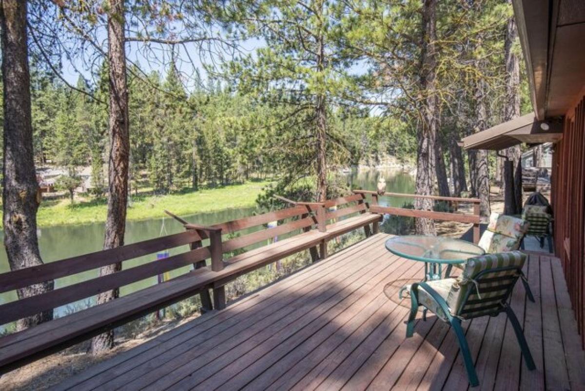 Picture of Home For Sale in La Pine, Oregon, United States