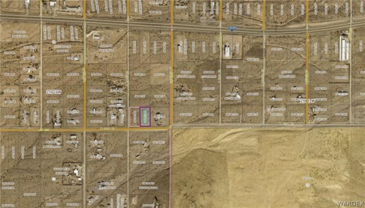 Picture of Residential Land For Sale in Golden Valley, Arizona, United States
